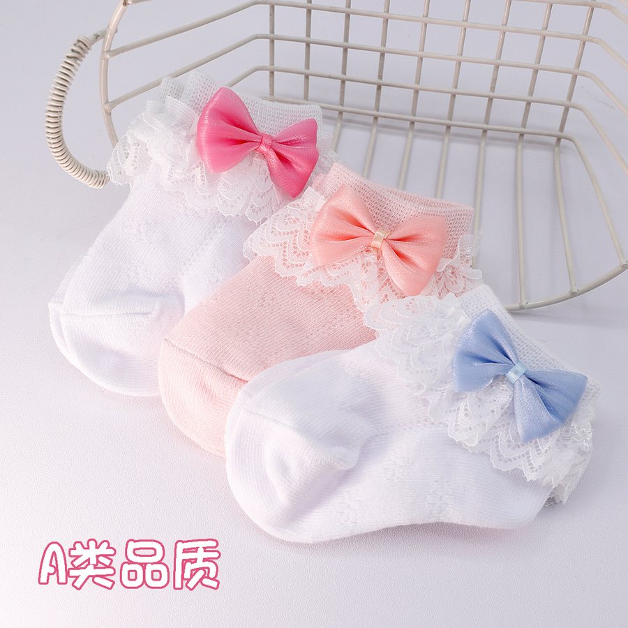 母婴店:婴儿袜、婴儿花边袜、防滑袜陈列